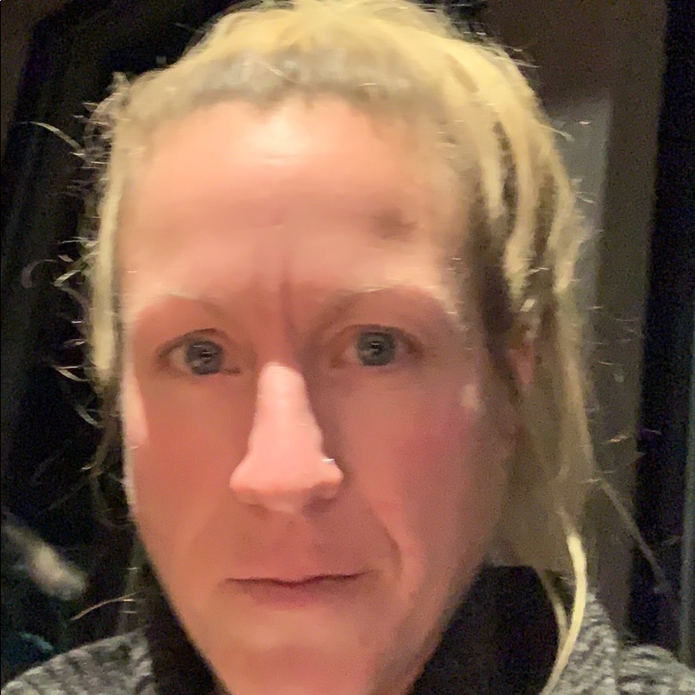 Meet your Posher, Rosalyn